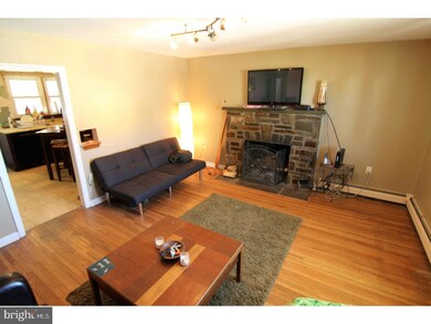 1403 Colwell Ln, Conshohocken, PA 19428 - photo 2