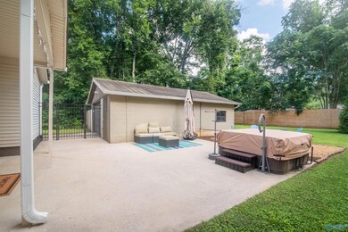 1510 Oshaughnessy Ave NE, Huntsville, AL 35801 - photo 7