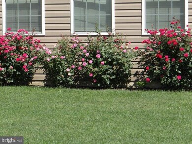 2340 Austin Ave, Chambersburg, PA 17202 - photo 4