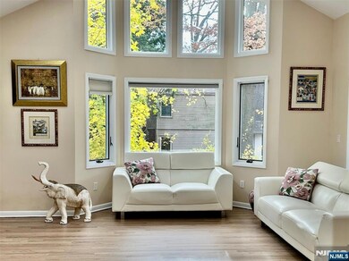 526 Rutland Ave, Teaneck, NJ 07666 - photo 6