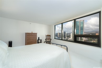 Nauru Tower unit 3601, Honolulu, HI 96814 - photo 7