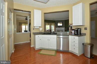 5178 Brightleaf Ct, Rosedale, MD 21237 - photo 6