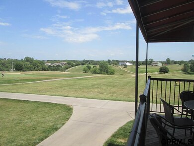 8642 Lake Ridge Dr, Plattsmouth, NE 68048 - photo 2
