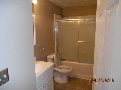 4239 Knollcrest Rd, Toledo, OH 43611 - photo 4