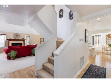 6553 Palomino Way, West Linn, OR 97068 - photo 4