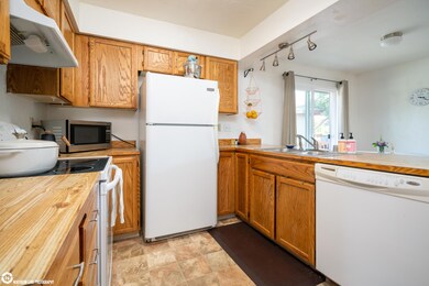 kitchen (2)