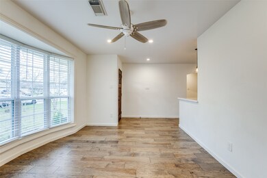 4222 Lucian Ln, Friendswood, TX 77546 - photo 4