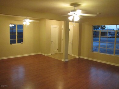 living rm 013