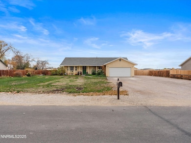 215 Hunter Park Way, Fallon, NV 89406 - photo 2