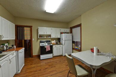 1st_kitchen