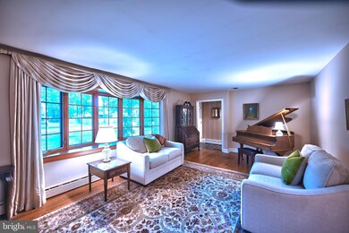 305 Oak Ln, Princeton Junction, NJ 08550 - photo 6