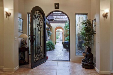 006_Foyer