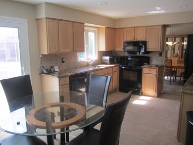 40 Georgian Bay Dr, Morganville, NJ 07751 - photo 4