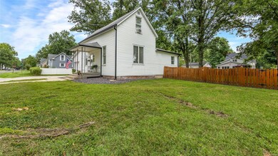205 S Vine St, Freeburg, IL 62243 - photo 7