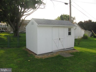 1427 Hancock Blvd, Reading, PA 19607 - photo 4