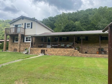 60 Woodward Ave, Pineville, WV 24874 - photo 2