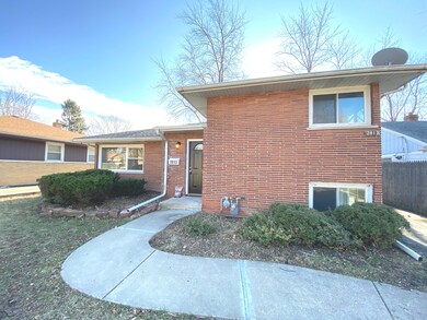 2813 173rd St, Hazel Crest, IL 60429 - photo 2