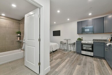 585 Essex St unit 619, Lynn, MA 01901 - photo 7