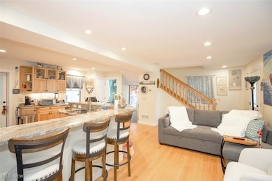 24690 Hawthorne Dr, Euclid, OH 44117 - photo 6