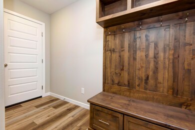 858 Acacia (6)