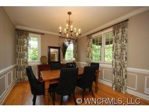 formal dinning room
