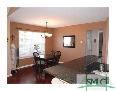 Kitchen. Breakfast area