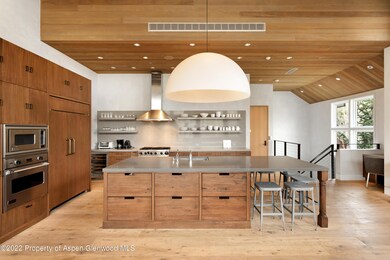 6 Kitchen
