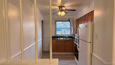 1403 E Maxlow Ave, Hazel Park, MI 48030 - photo 7