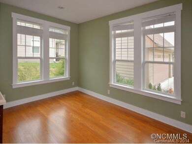 25 Foxtail Ct, Hendersonville, NC 28792 - photo 3