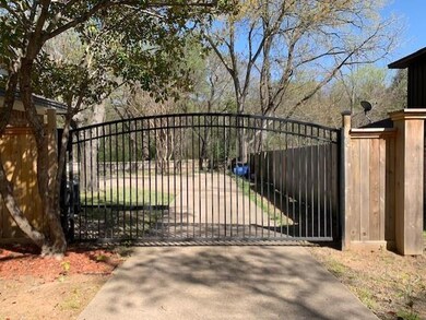 604 Royal Ridge Dr, Denison, TX 75020 - photo 2