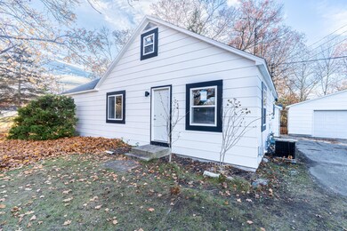 1521 Riblet St, Muskegon, MI 49445 - photo 2