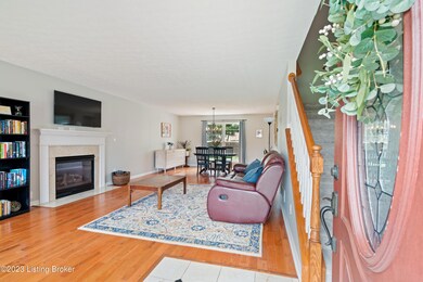 10616 Providence Dr, Louisville, KY 40291 - photo 6