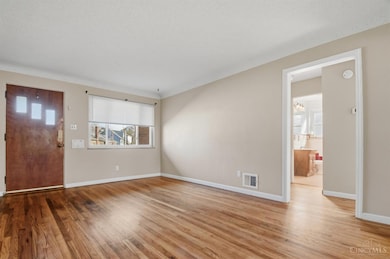 3655 Frondorf Ave, Cincinnati, OH 45211 - photo 4