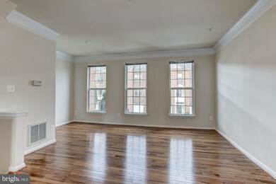 13025 Park Crescent Cir, Herndon, VA 20171 - photo 3