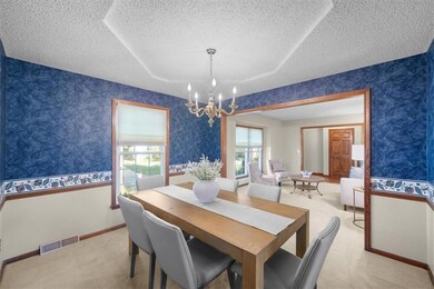 7335 Monrovia St, Shawnee, KS 66216 - photo 6