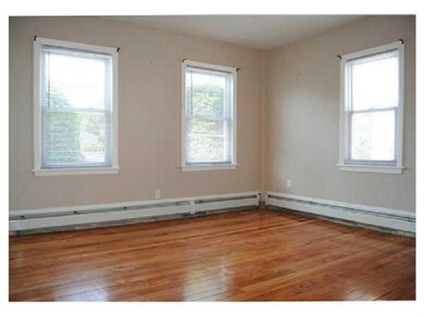 1573 Centerville Rd unit 2nd Floor, Warwick, RI 02886 - photo 4