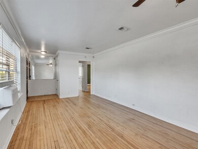 6942 Peyton St, Houston, TX 77028 - photo 4