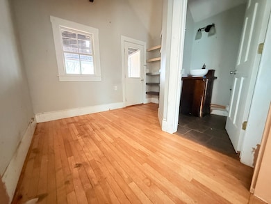 63 W Terrace St, Claremont, NH 03743 - photo 7