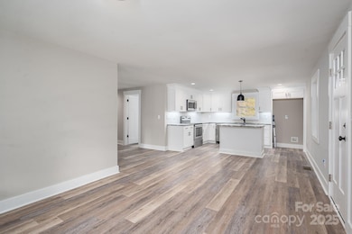 926 Howard Ave, Gastonia, NC 28054 - photo 6