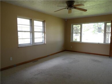 788 Demorest Rd, Columbus, OH 43204 - photo 3