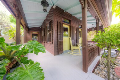 608 Angela St (2019)-10