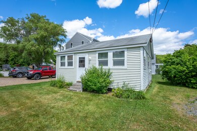 4 Ripple St, Mattapoisett, MA 02739 - photo 3