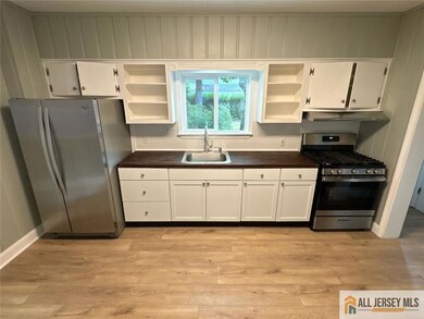 61 Bernards Ave, Bernardsville, NJ 07924 - photo 3