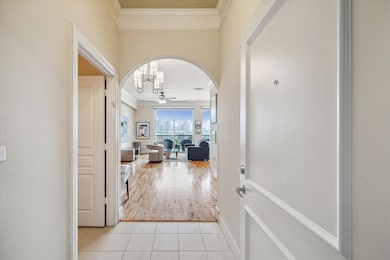 Great floor plan and wonderful views.