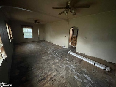 310 S 12th St, Centerville, IA 52544 - photo 6