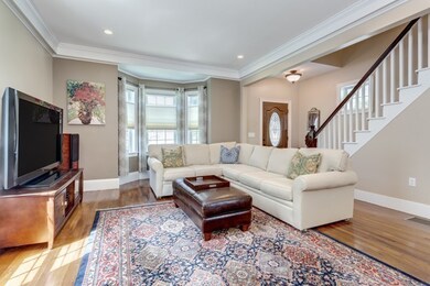 7 Vine St, Wakefield, MA 01880 - photo 3