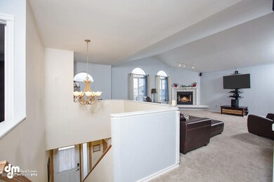 Entry & Living_MAX-62948-SMALL