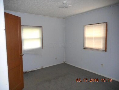 62 S Hampton Rd, Columbus, OH 43213 - photo 7