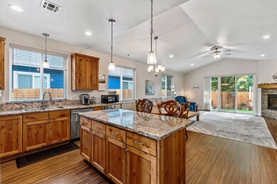 2107 kitchen LR