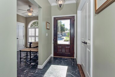 003_Foyer